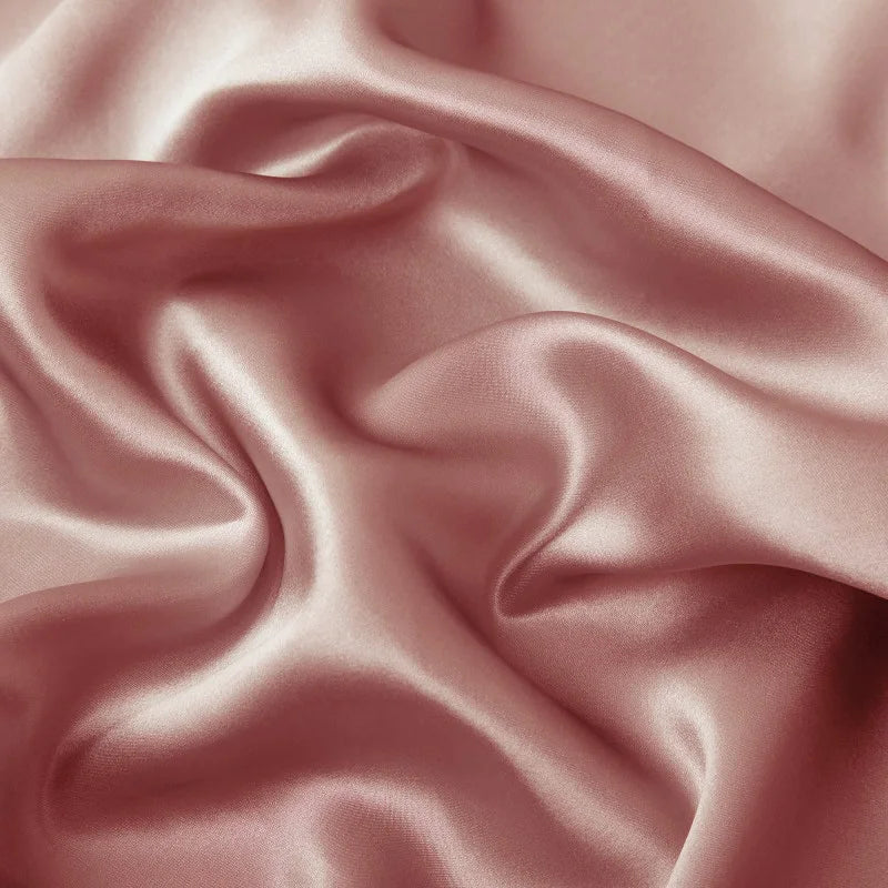 100% Natural Mulberry Silk Pillowcase – Soft, Cooling & Smooth for Hair & Skin